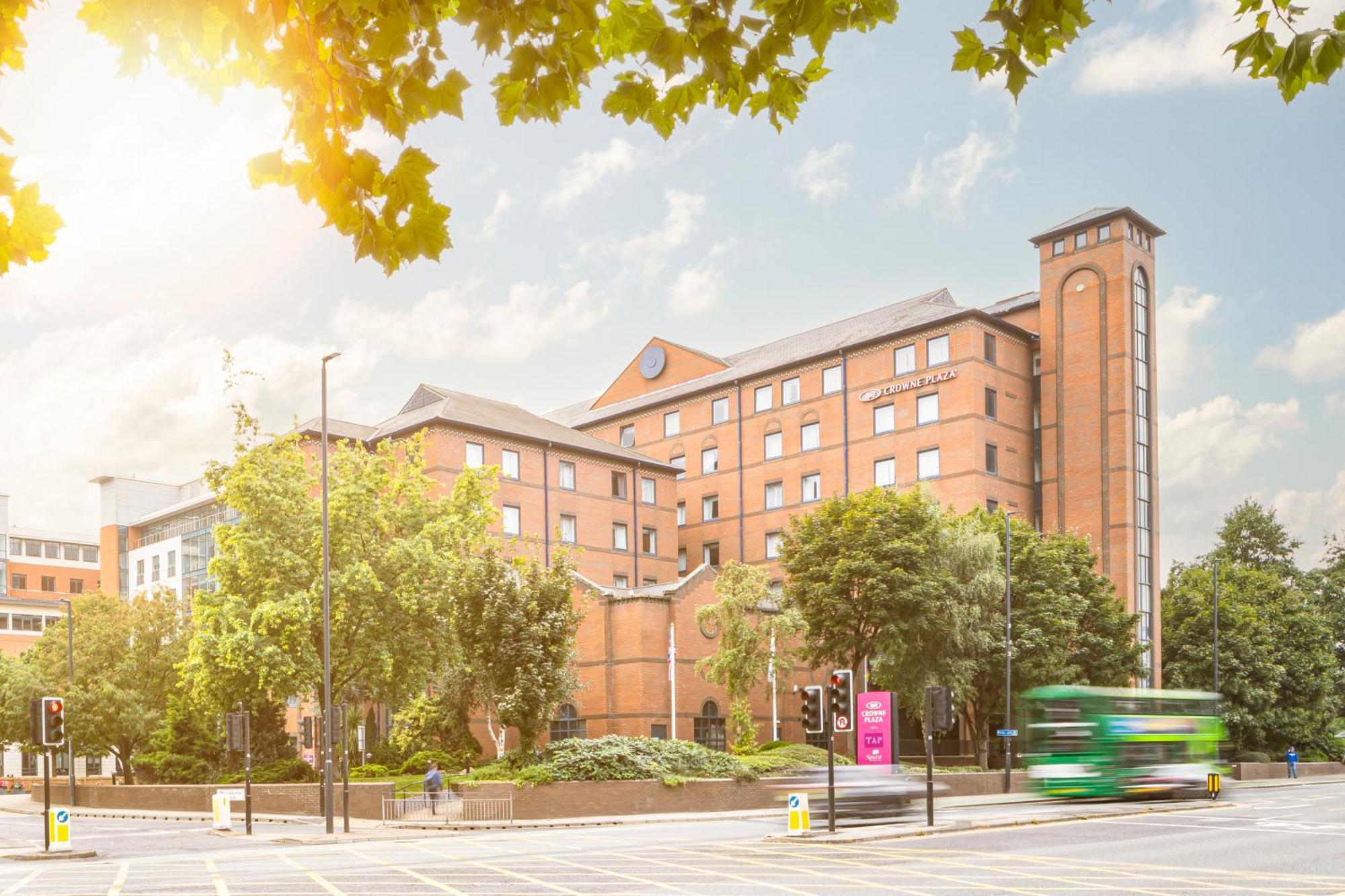 Crowne Plaza Leeds, An Ihg Hotel Leeds  Exterior photo